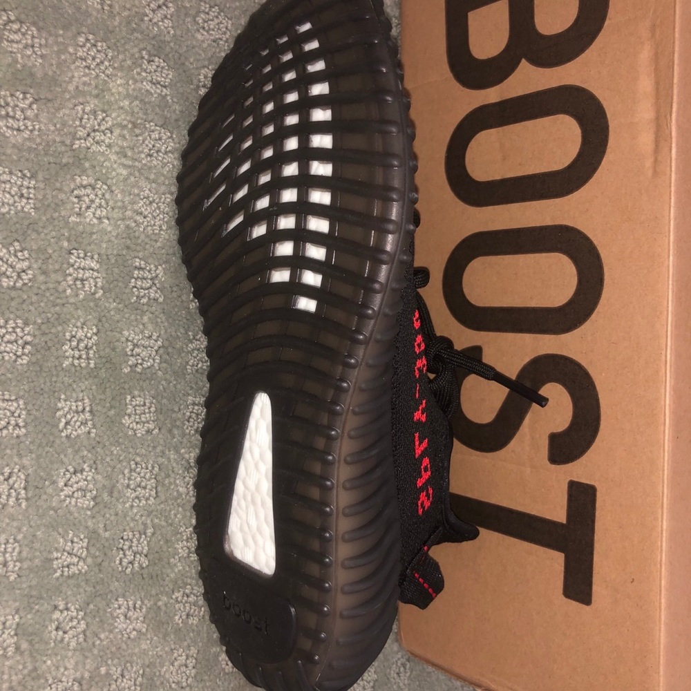 Yeezys boost 350 - Picture 2 of 4